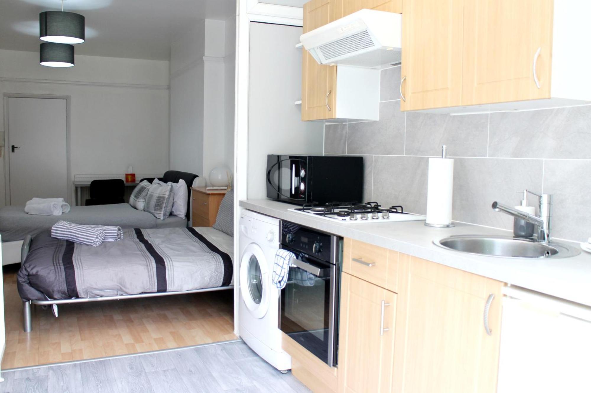 Large Studio Garden Flat On Golders Green Road Londres Exterior foto